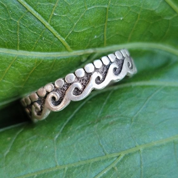 Native American Jewelry - Native American sandcast tufa casted 925 sterling silver wave bead toe ring